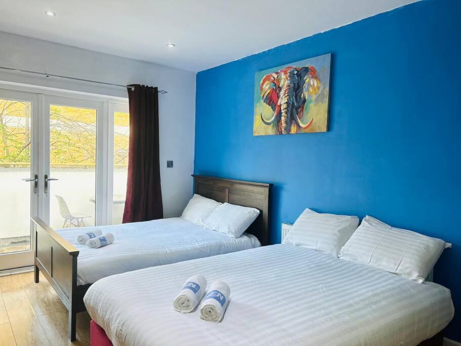 Modern Studio Near Bethnal Green Лондон Екстериор снимка