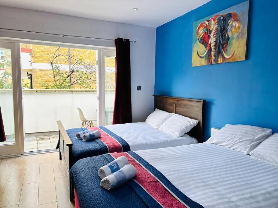 Modern Studio Near Bethnal Green Лондон Екстериор снимка