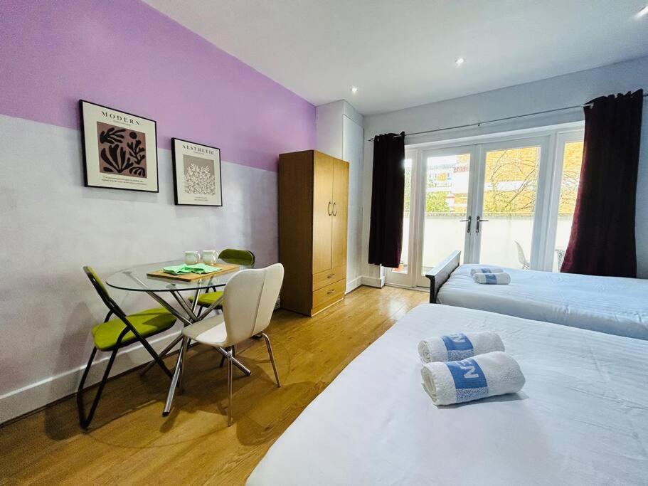 Modern Studio Near Bethnal Green Лондон Екстериор снимка