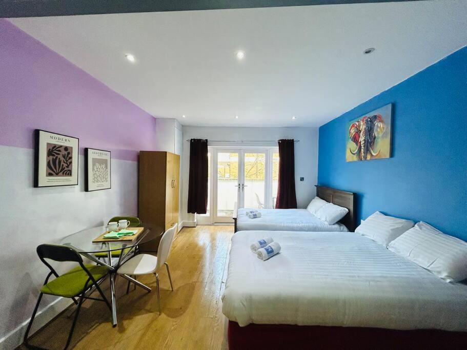 Modern Studio Near Bethnal Green Лондон Екстериор снимка